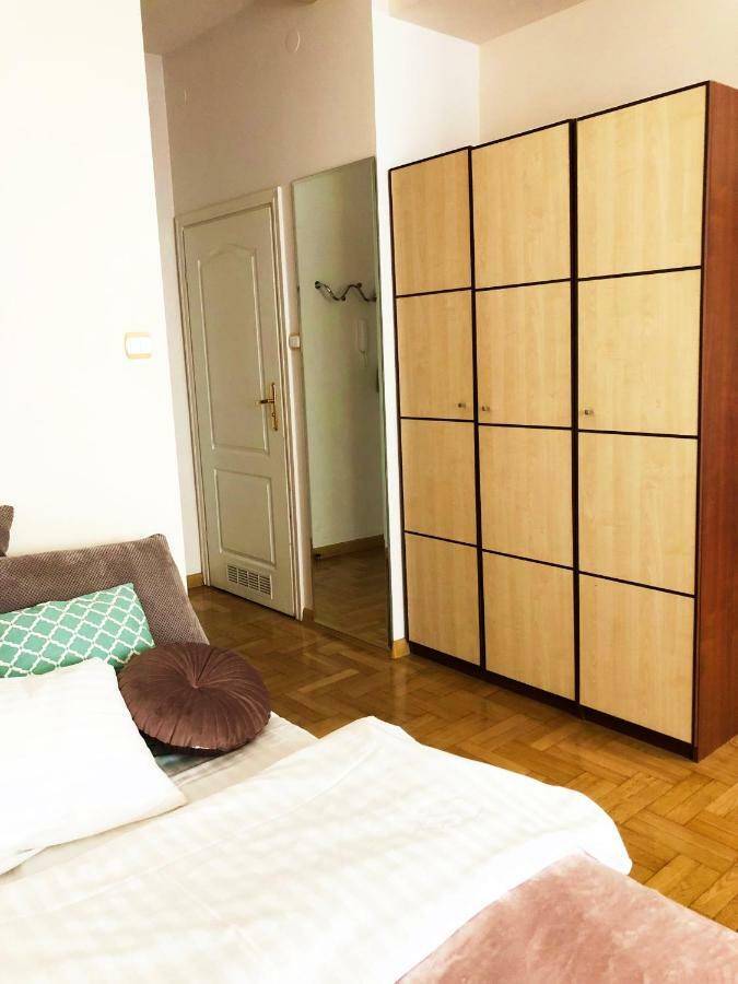 Sienna 93 - Cozy Studio By Homeprime Varşovia Exterior foto